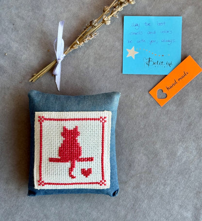 Cat-red/jean